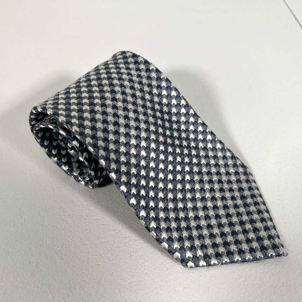 Charvet Place Vendome Mens Tie Gray Blue 100% Silk Geometric Classic France‎